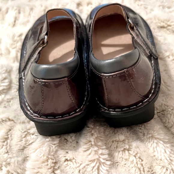 Algeria brown/copper flats - Picture 3 of 5